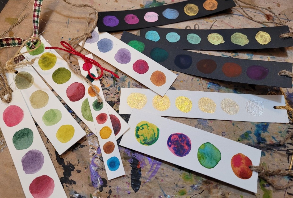 Brilliant use of extra paper strips & color swatches! Skillshare