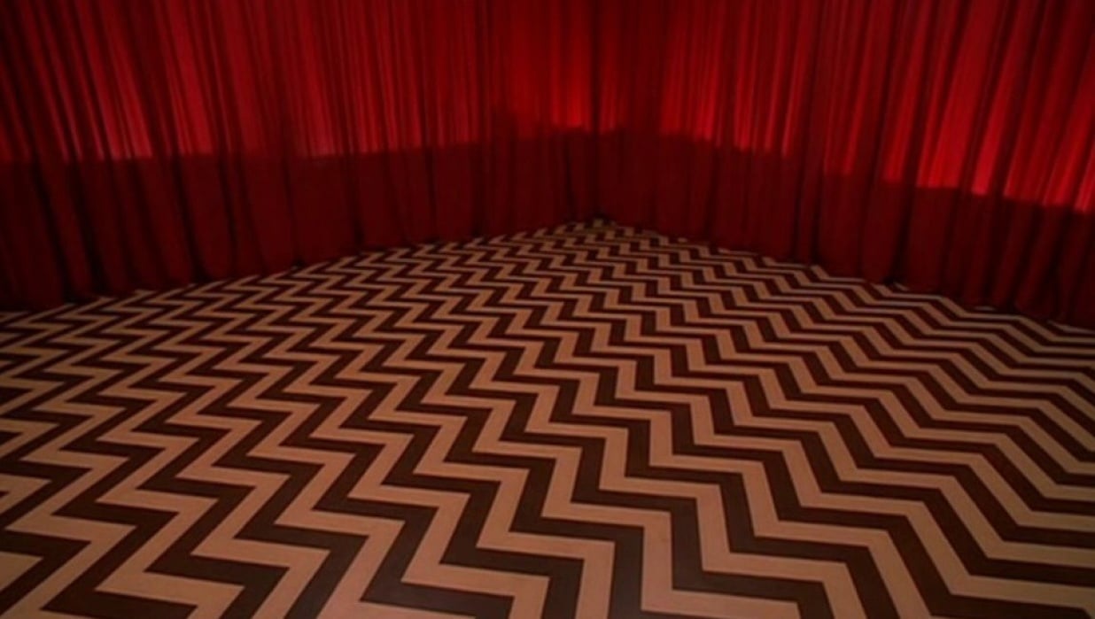 SWF, seeks roommate that doesn't mind my night terrors or "What if she lived; I survived the nineties and David Lynch's initiation into Twin Peaks"  - student project