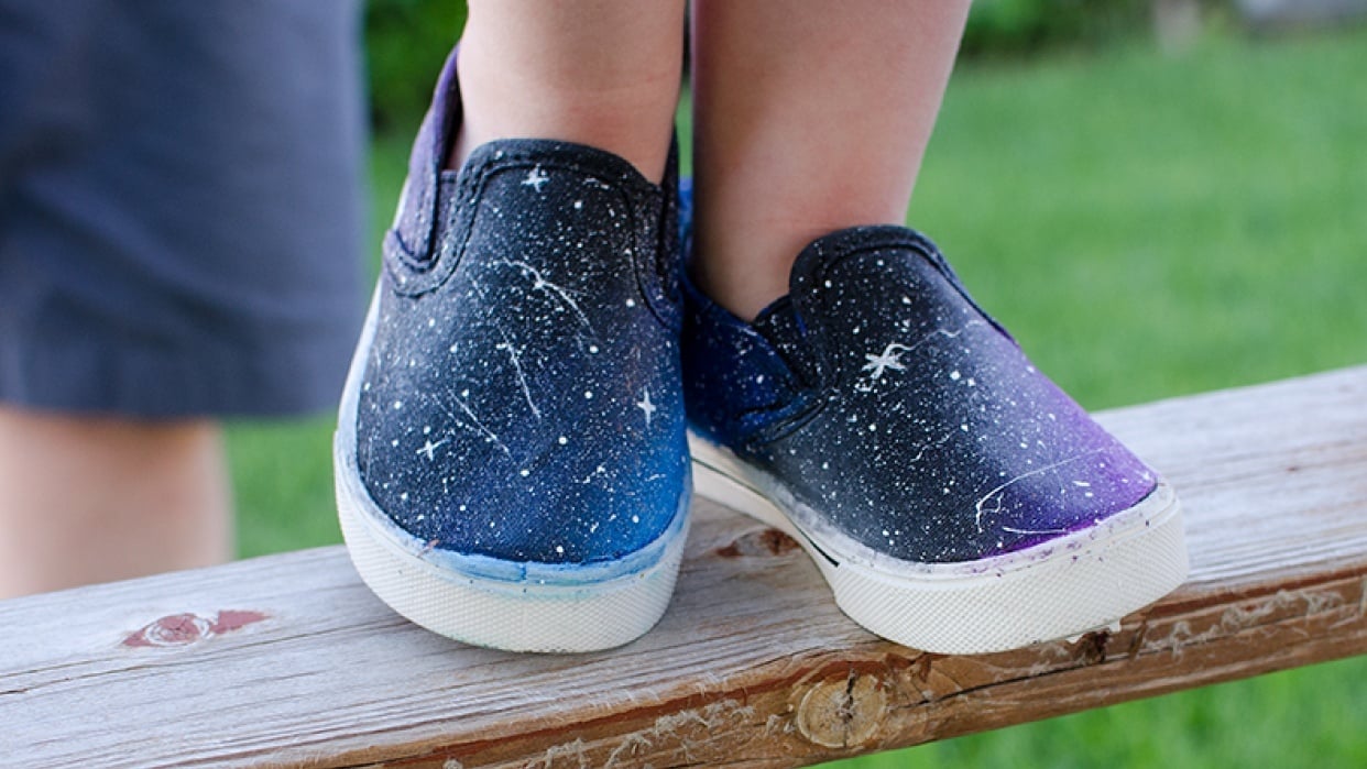 Tab's Galaxy Shoe Gallery - student project