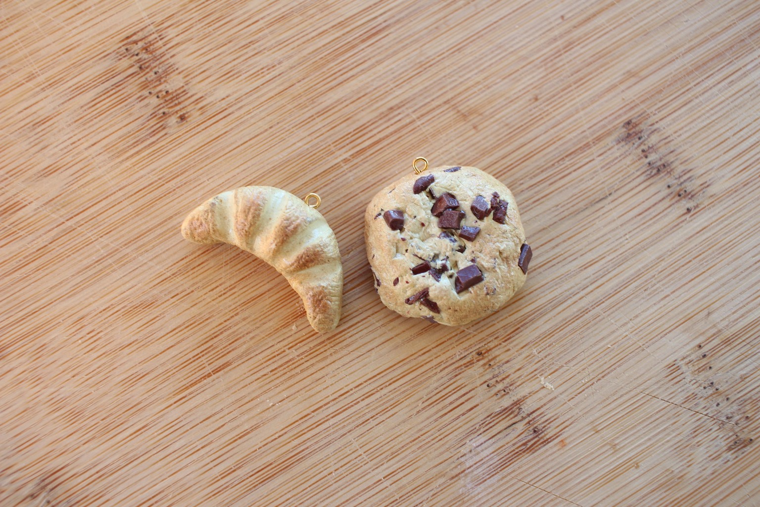 cookie and croissant - image 1 - student project