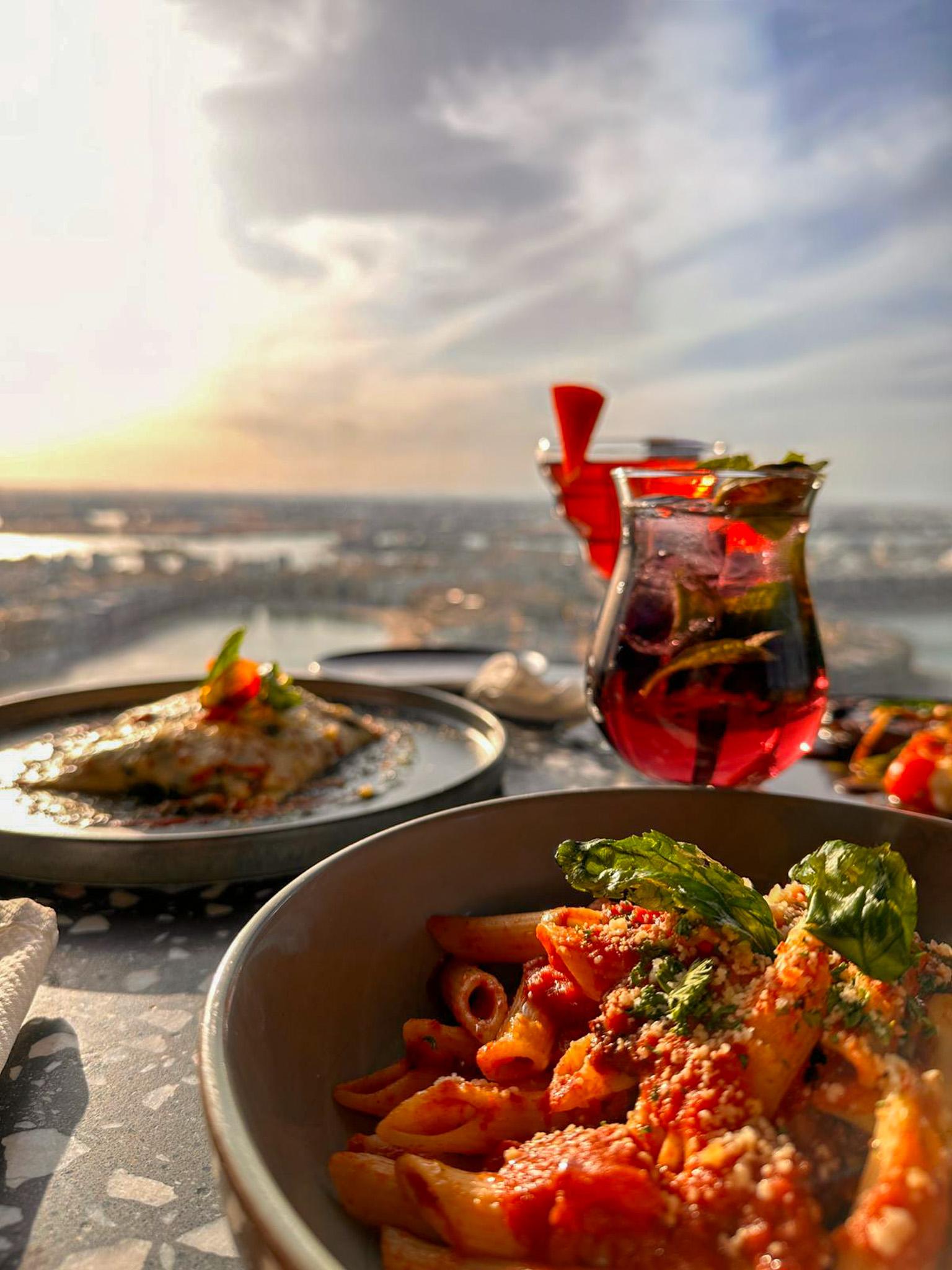 Shooting at Restaurant, with a nice view and interior - image 2 - student project