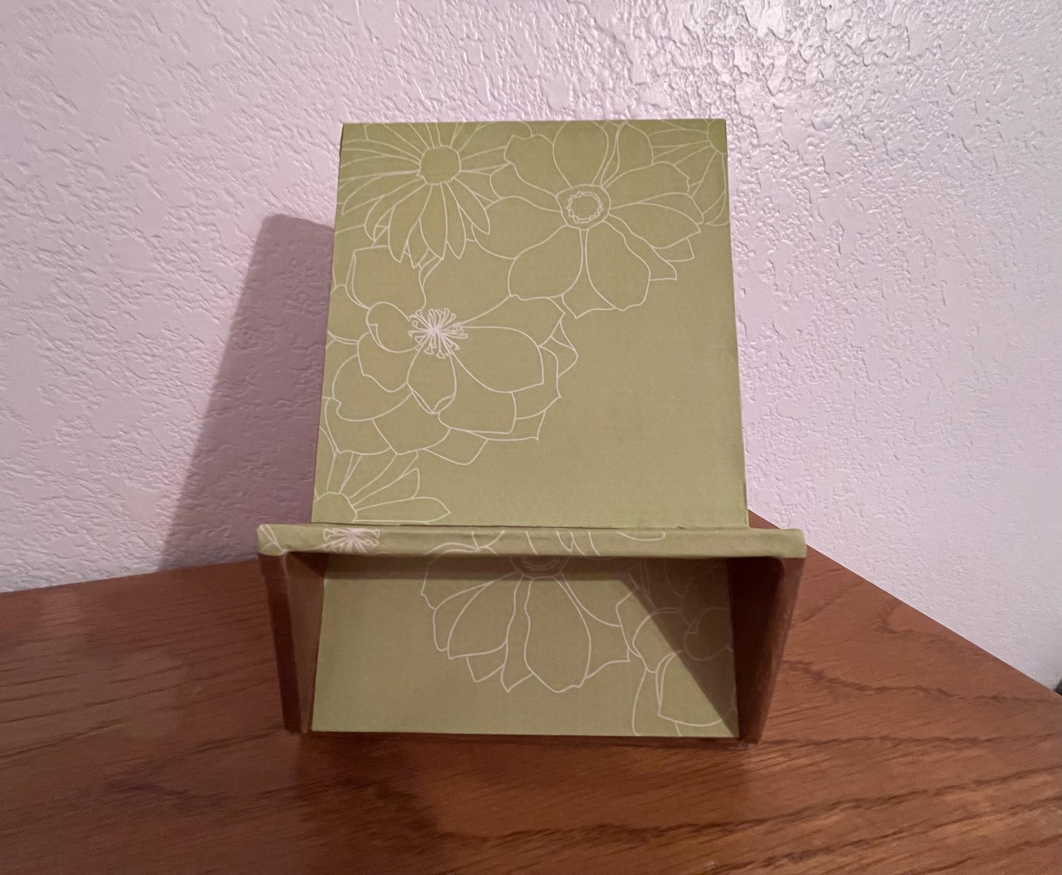 Phone and Tablet Stand - image 1 - student project