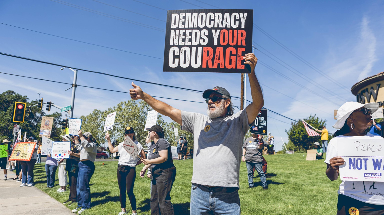 No Kings Protest - image 2 - student project