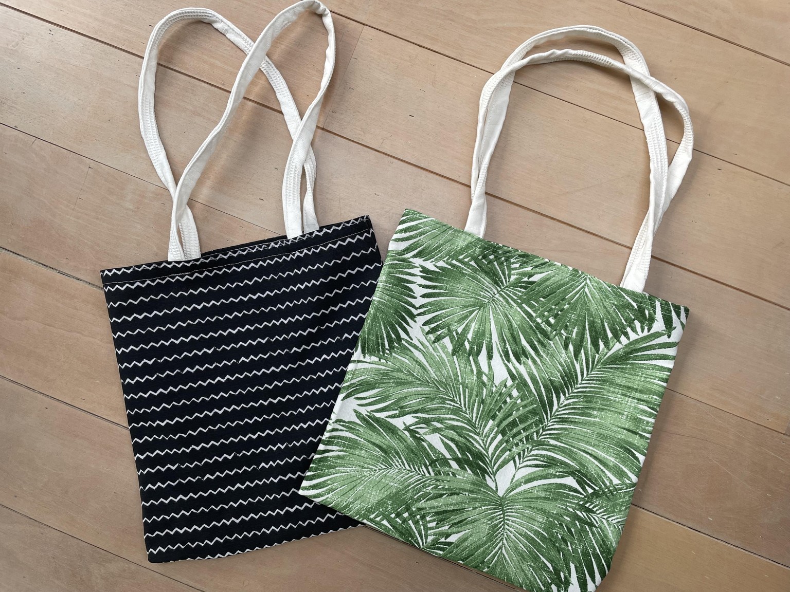 Sewn tote bags - image 1 - student project