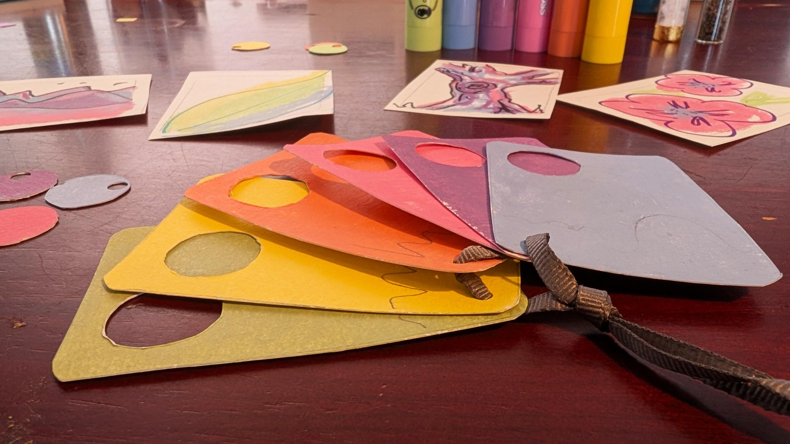 Super Cute Colour Reference Cards! - image 1 - student project