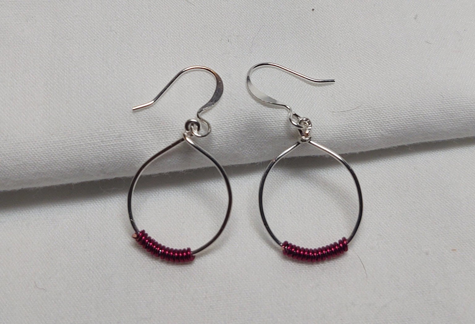Two-Tone Wire Earrings - image 1 - student project