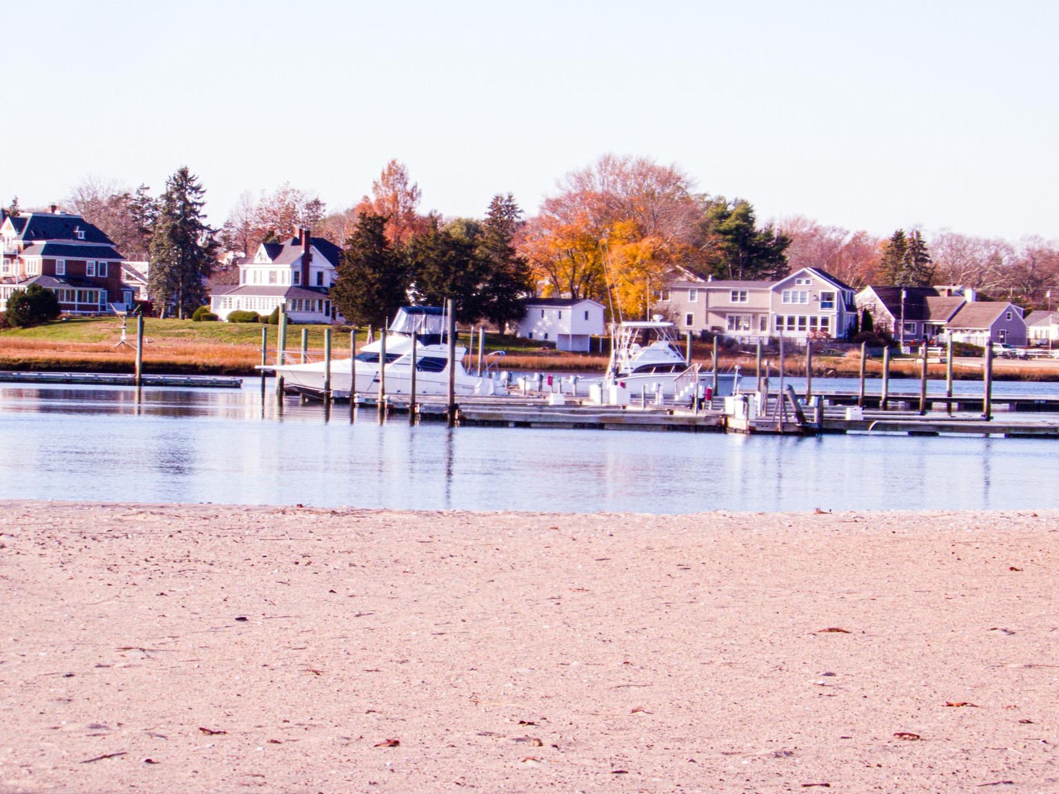 Beach n Boats - image 1 - student project