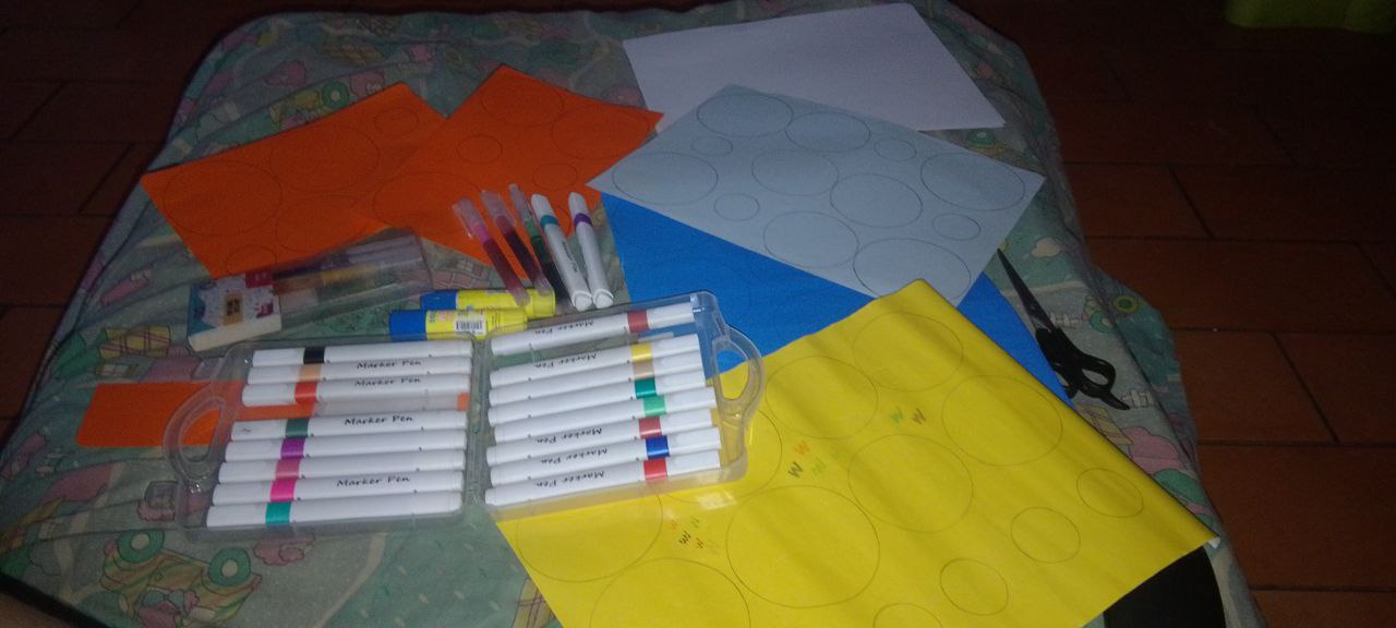 My journey through paper and colors. .. - image 5 - student project