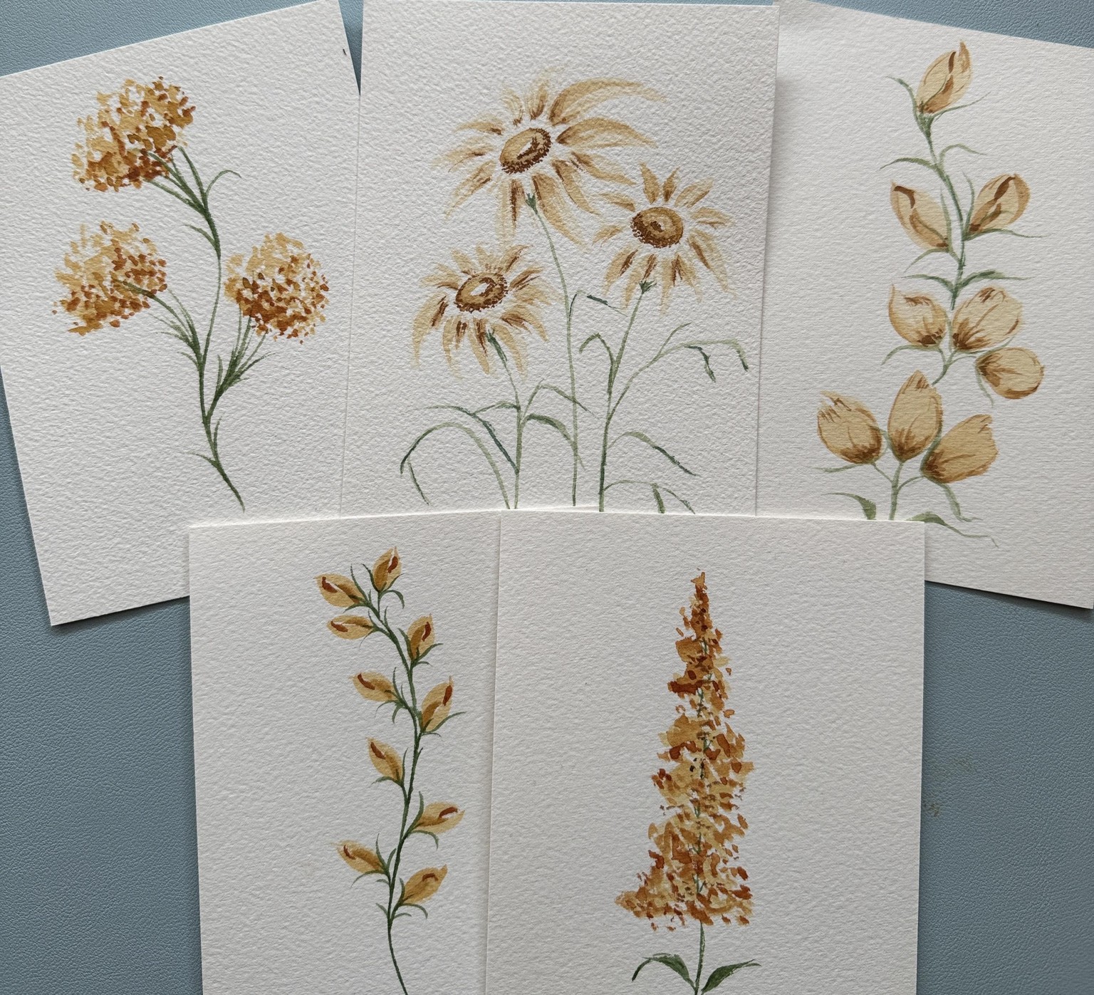 Simple Flowers Round Brushes - image 1 - student project