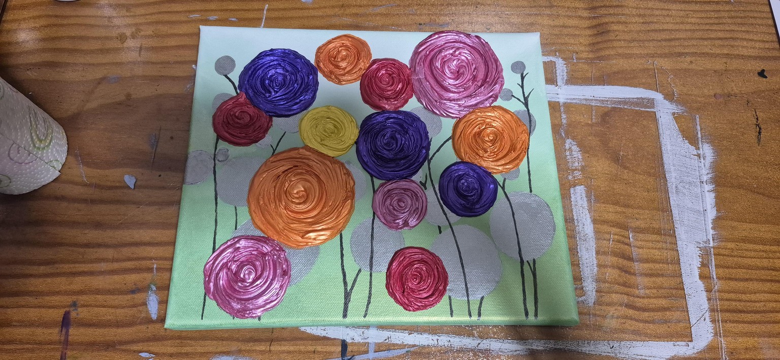 Acrylic flowers with texture - image 1 - student project