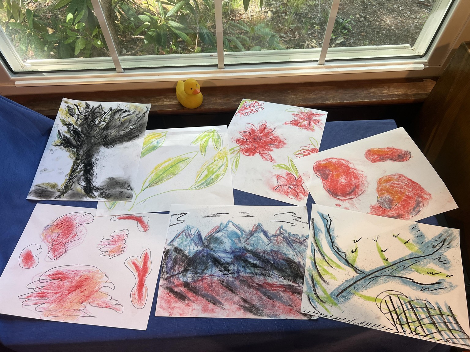 Line and color play with pastels - image 1 - student project
