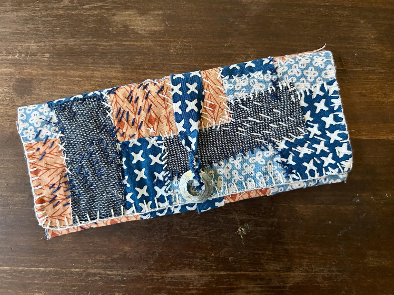 A special pouch for special things - image 2 - student project