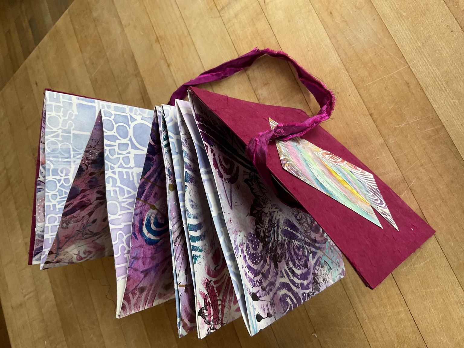 A concertina mixed media booklet - image 1 - student project