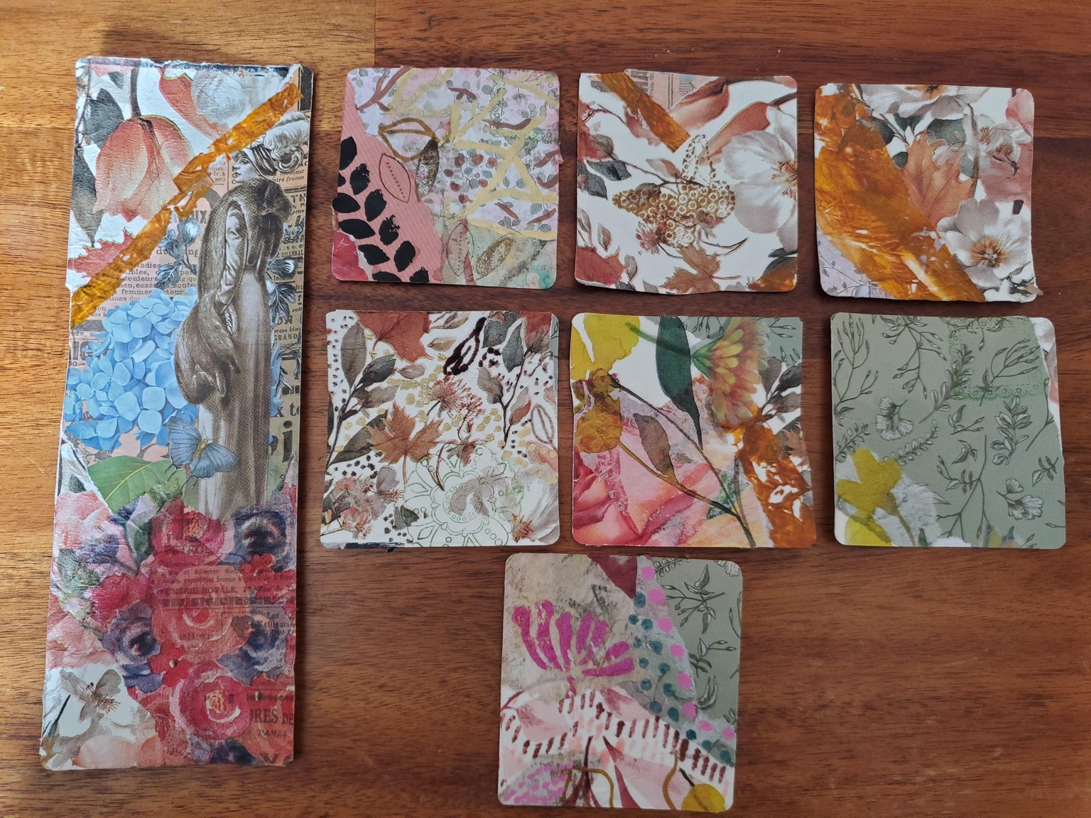 Scraps and bits collage cards - image 1 - student project