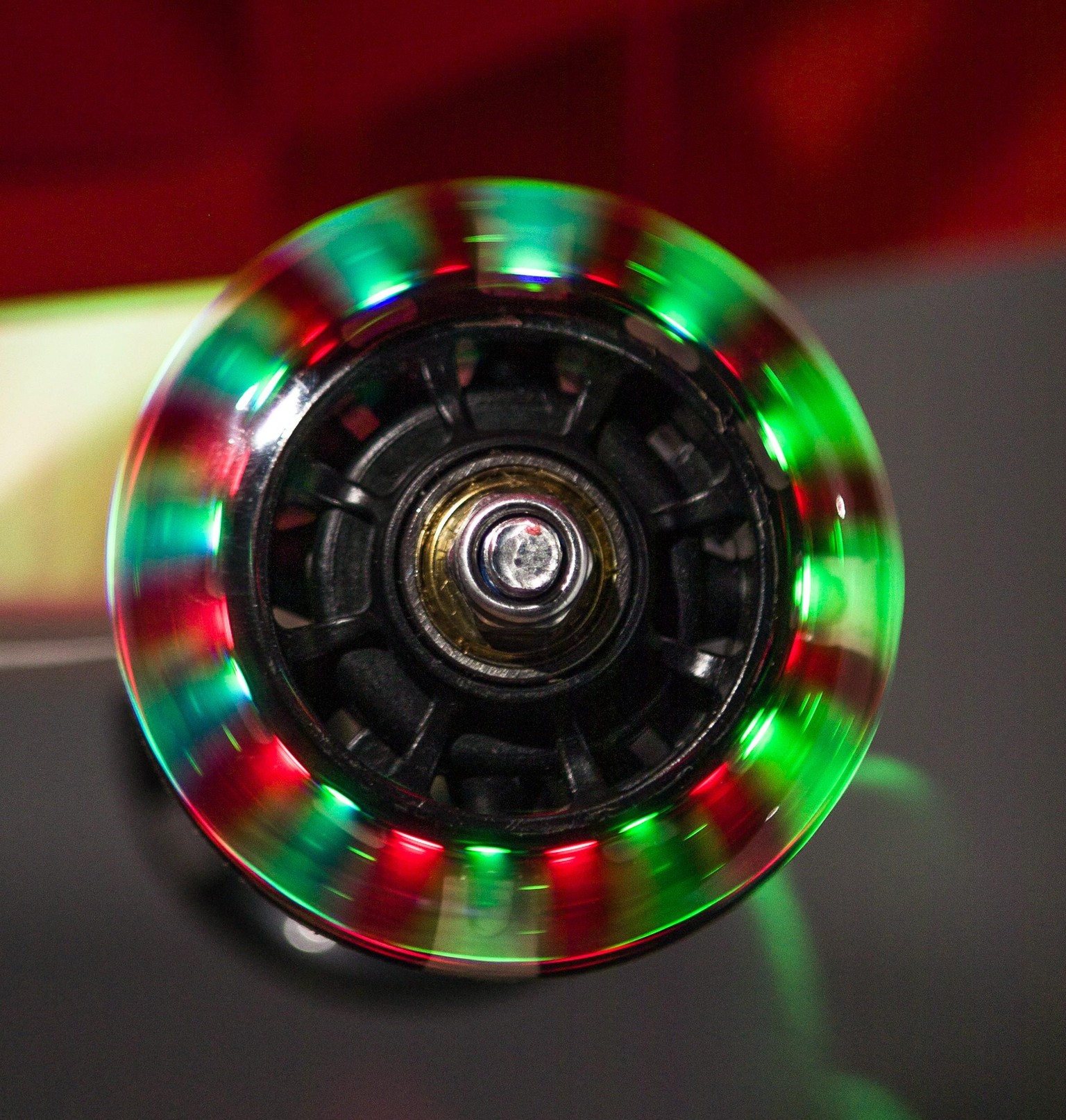 Spinning LED Wheels - image 3 - student project