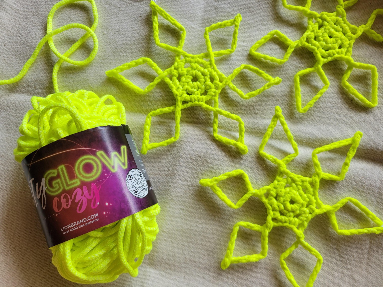 Glow in the Dark Snowflakes - image 1 - student project