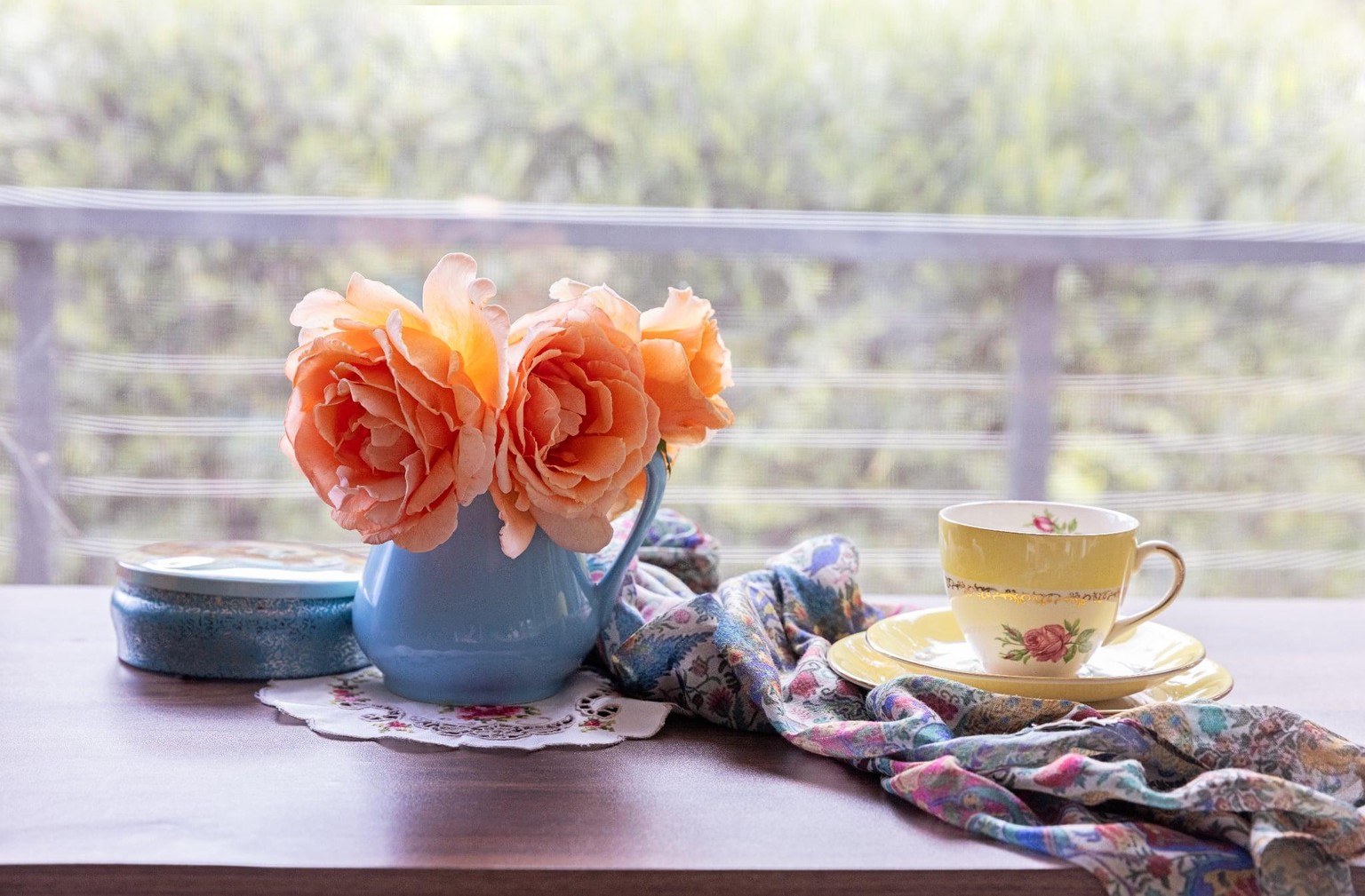 Still life roses and teacup - image 2 - student project