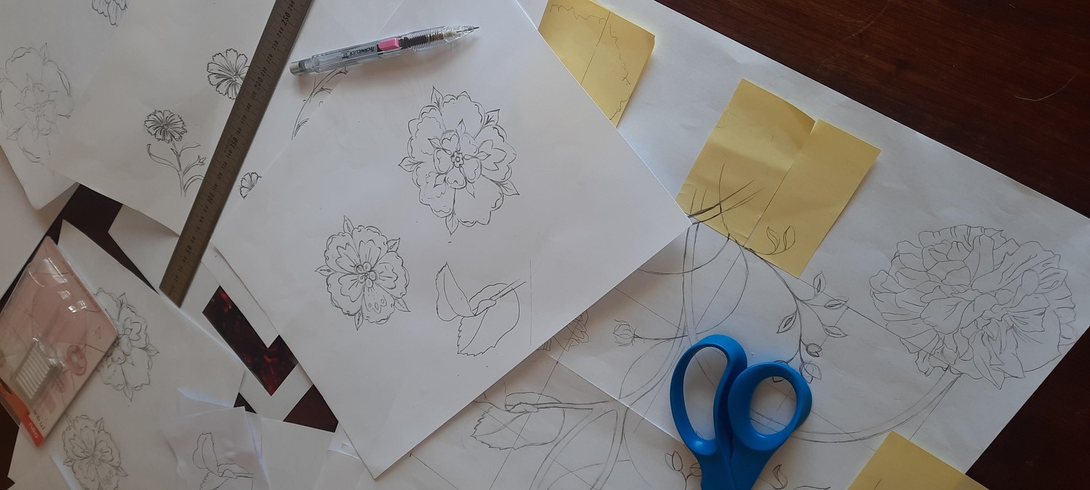ARTS & CRAFTS SINGLE LAYER DESIGN - image 9 - student project