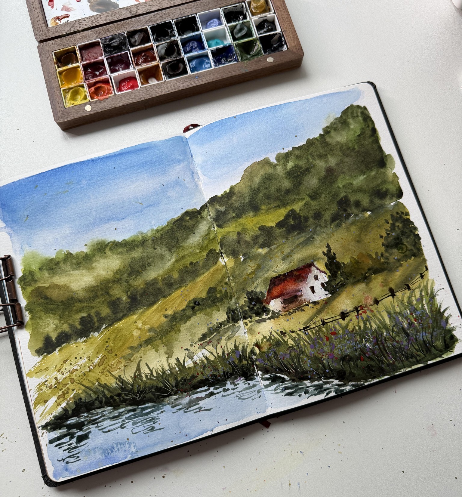 Sketchbook exploration with Bianca - image 3 - student project