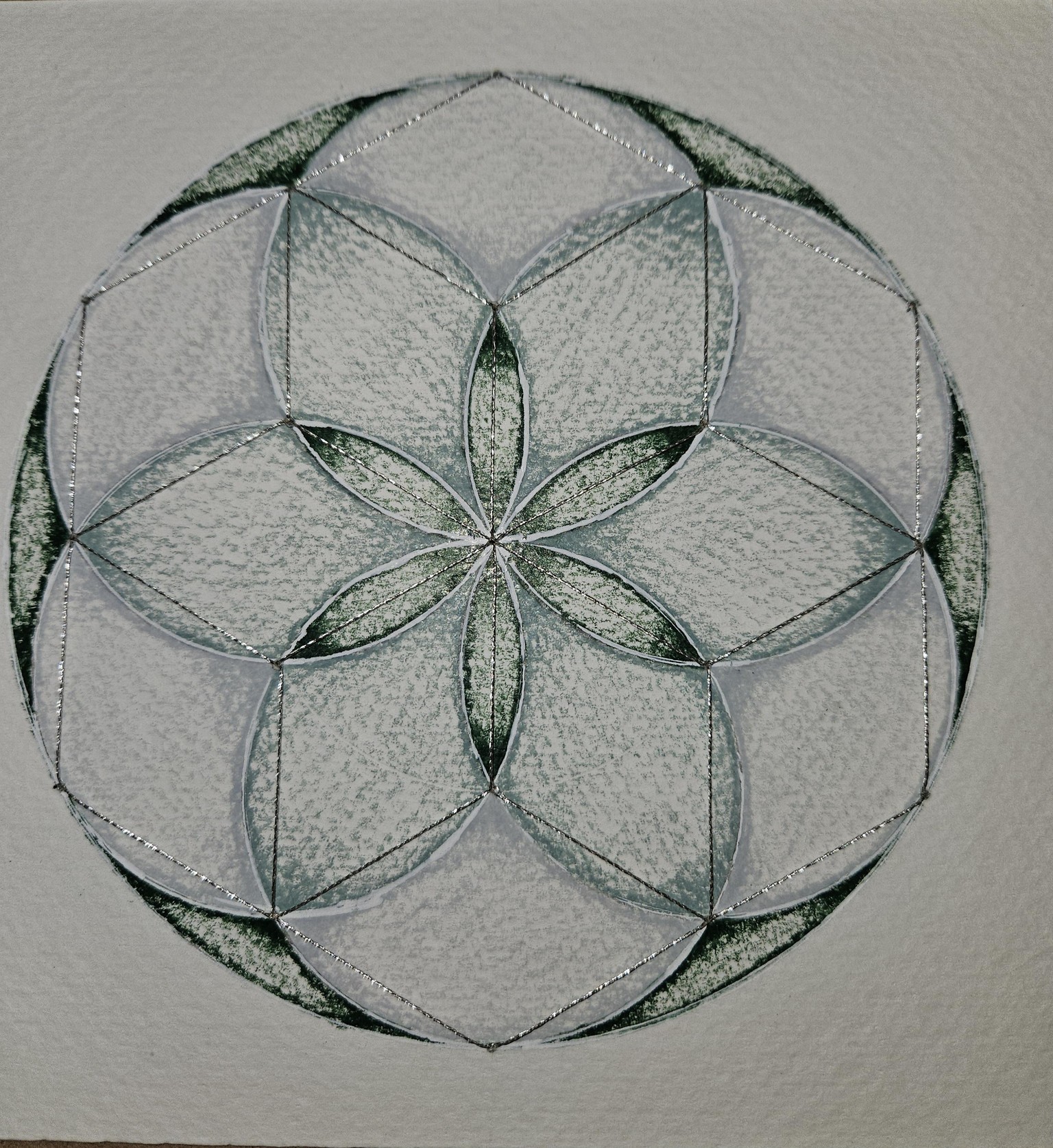 Geometric paper embroidery - image 1 - student project