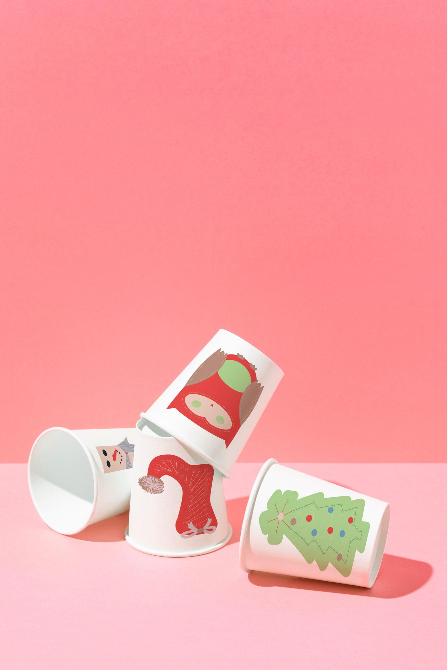 Xmas Paper cups - image 1 - student project