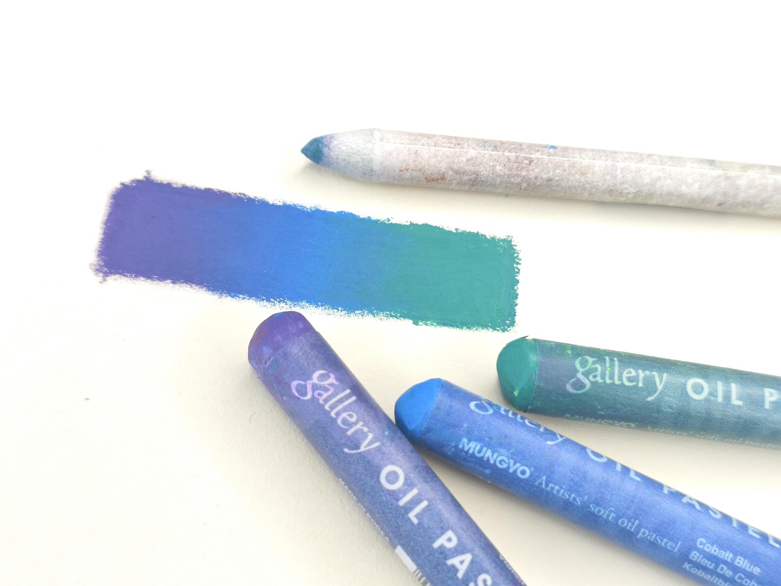 3 Color Gradient with Oil Pastels - image 1 - student project