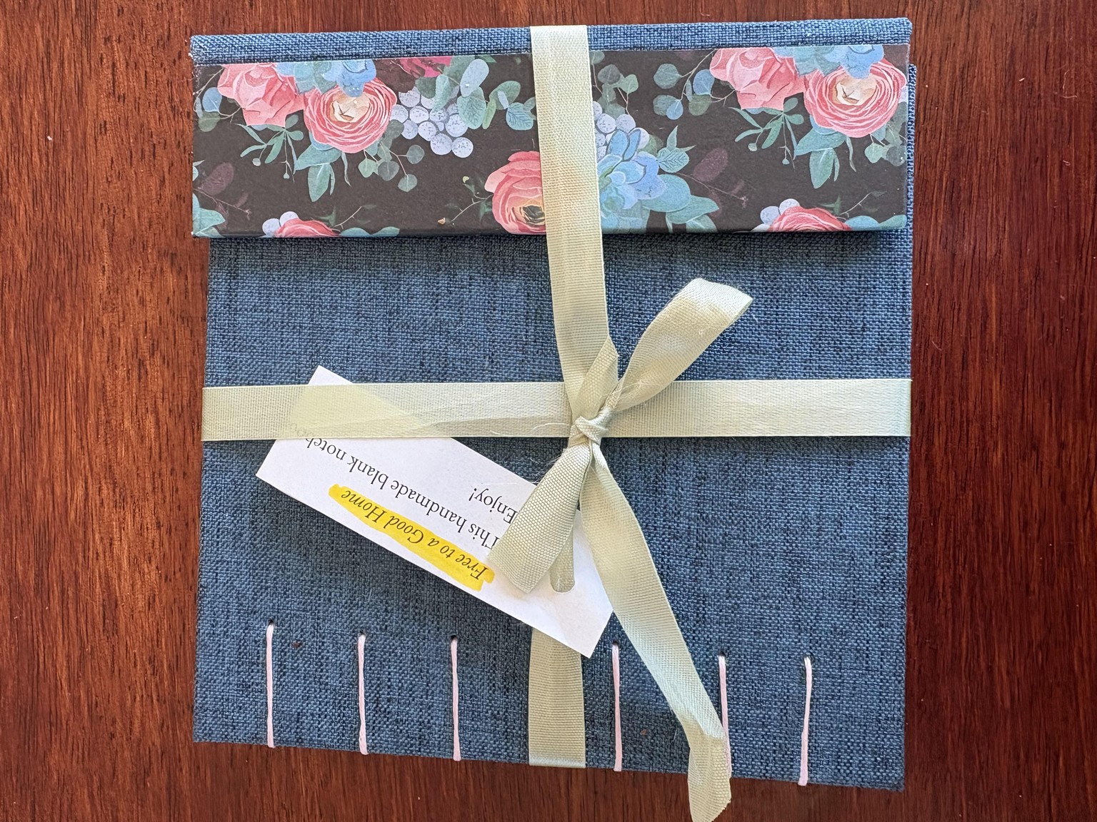 Secret Gift-Giving - image 1 - student project