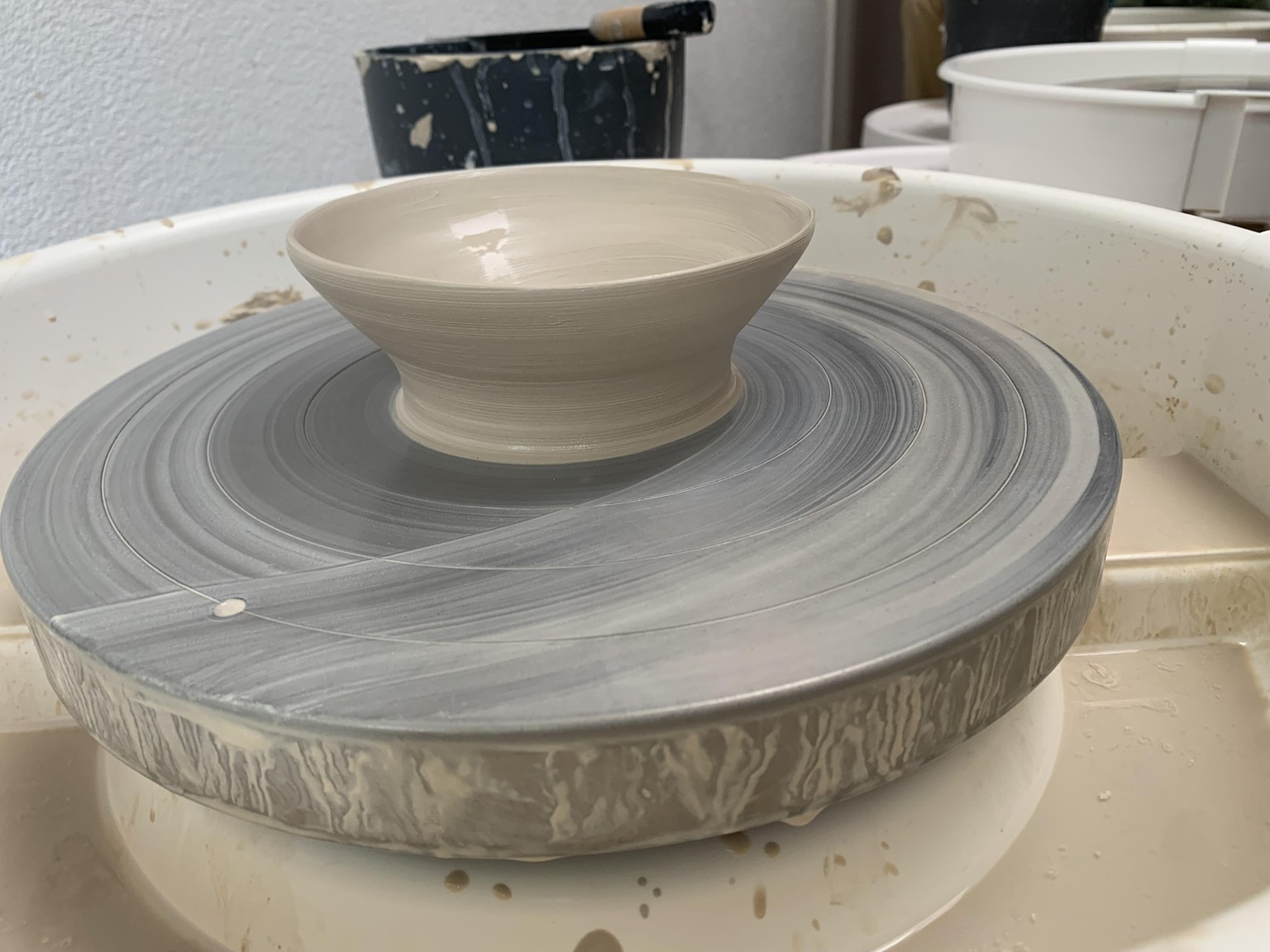 First little pots! - image 2 - student project