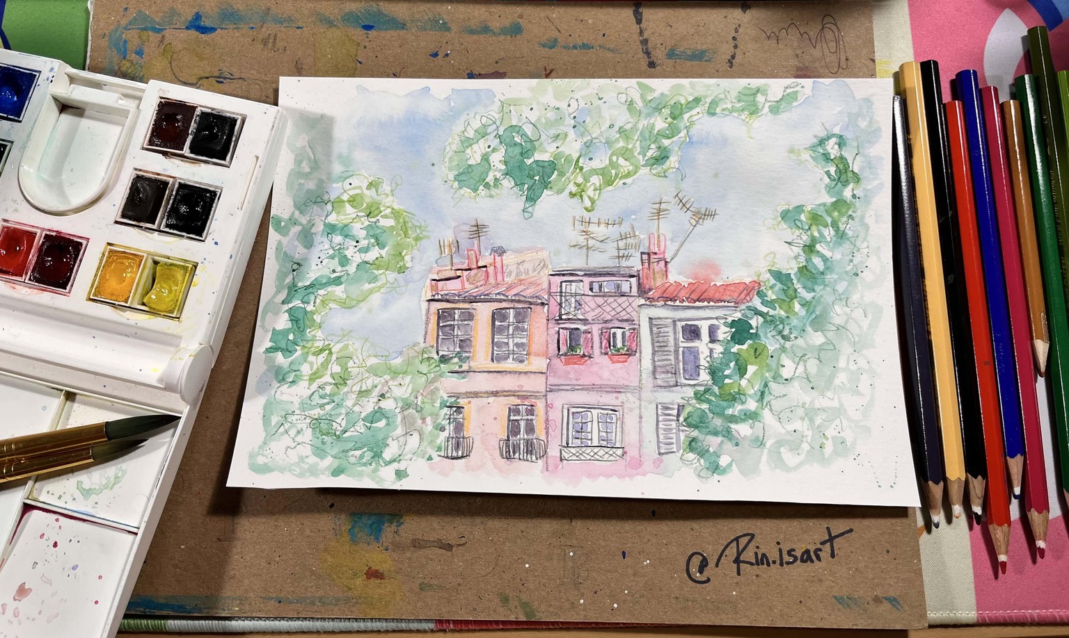 Happy colourful buildings in Toulouse - image 3 - student project