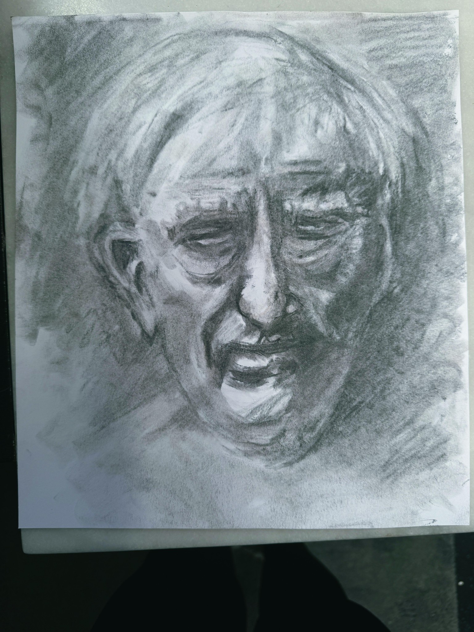 Expressive charcoal loose - image 1 - student project