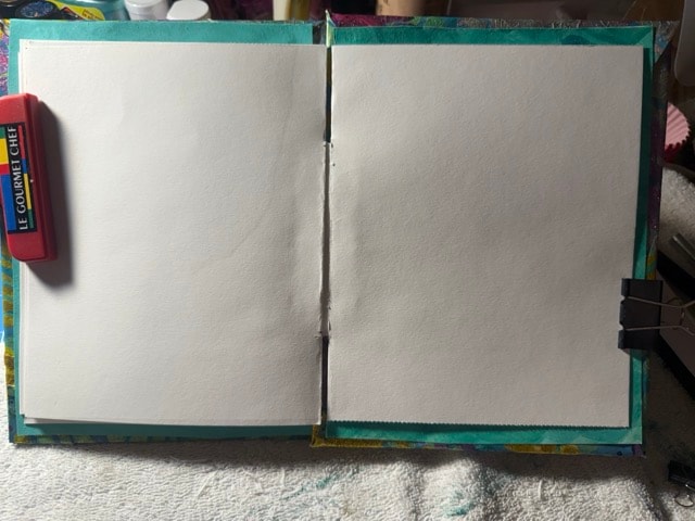 Accordion-hinge art journal [take 1] - image 4 - student project