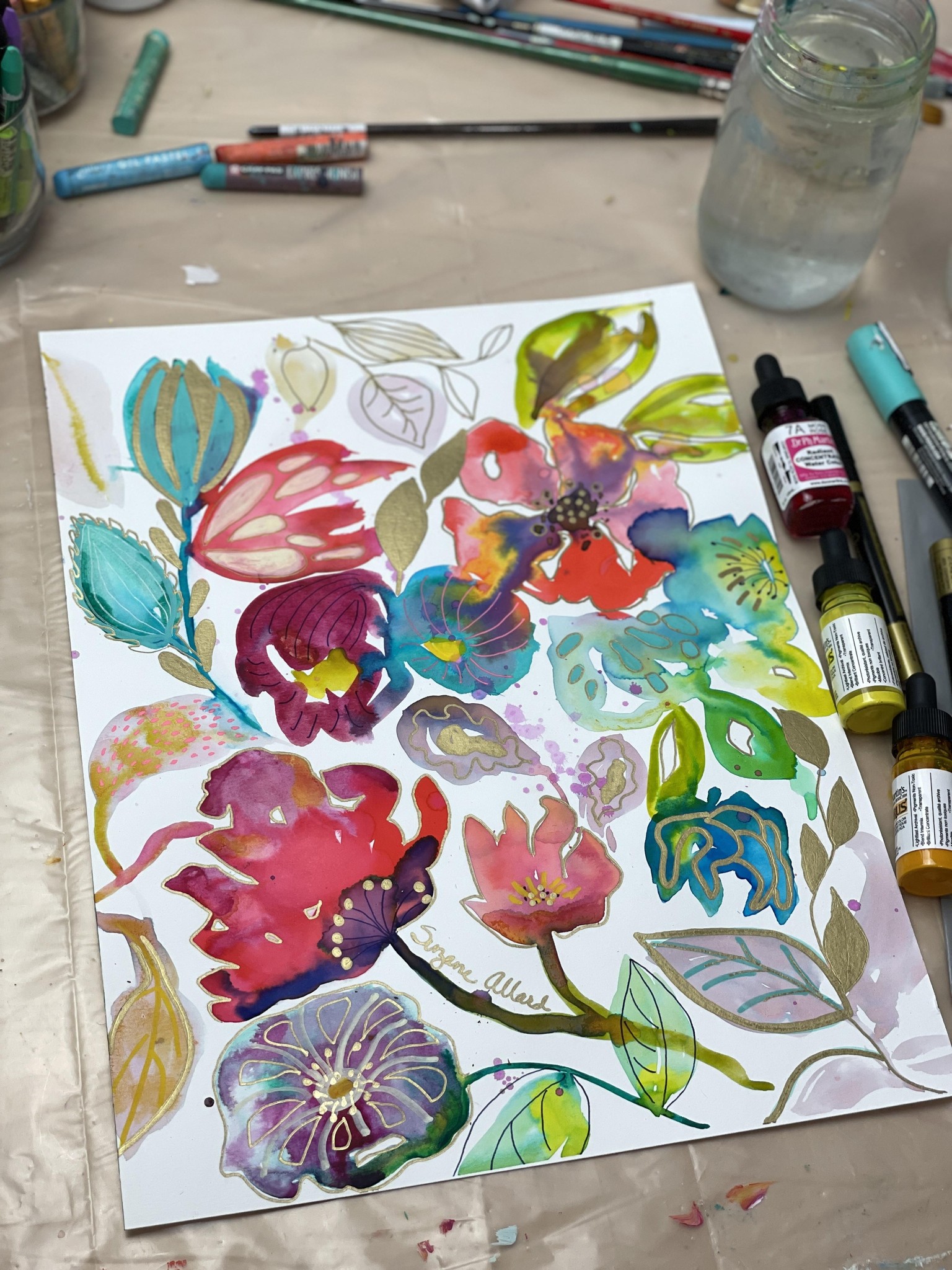 Shimmering, watery flowers - image 1 - student project
