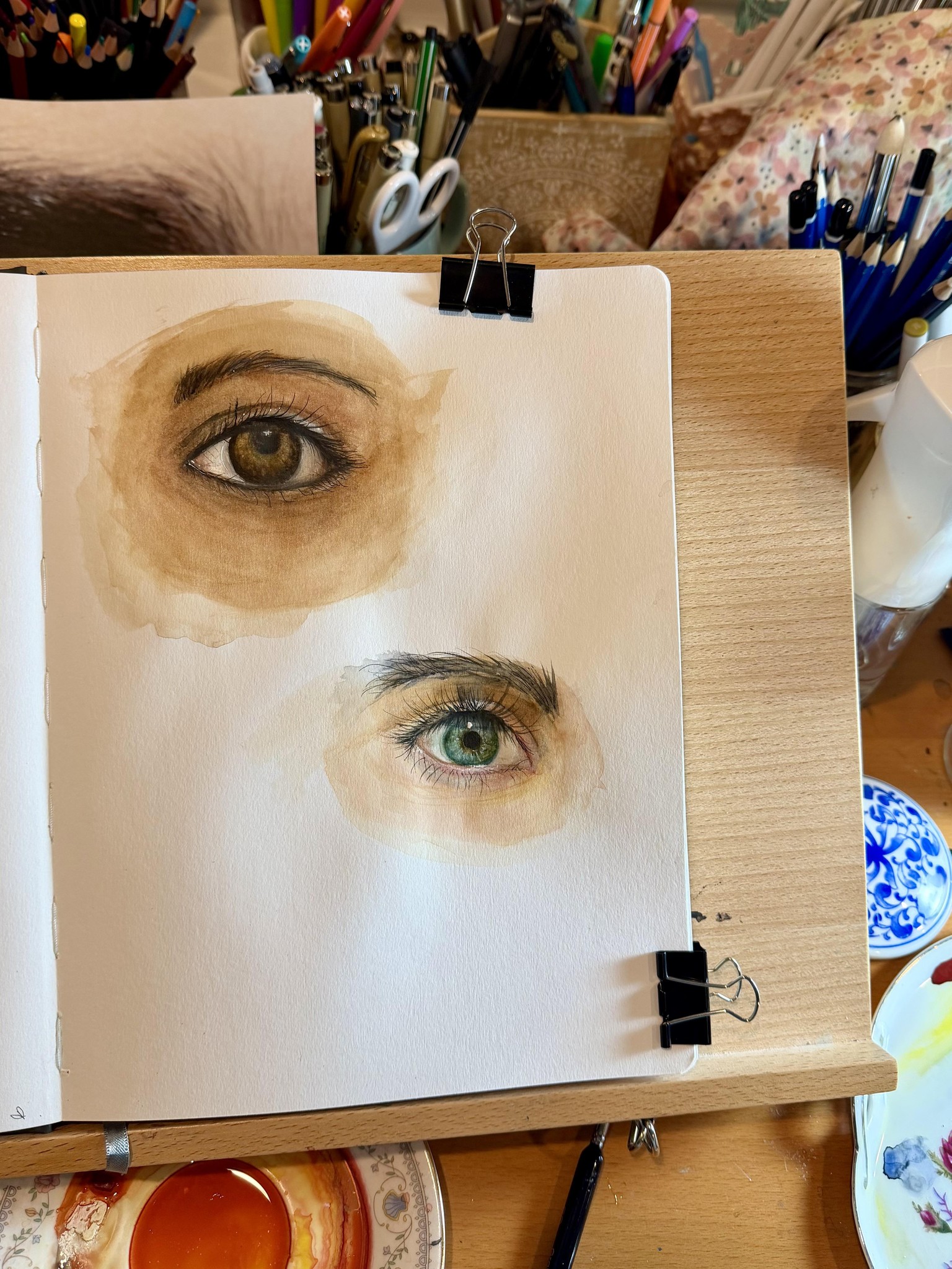 Dark and Light Eyes - image 2 - student project
