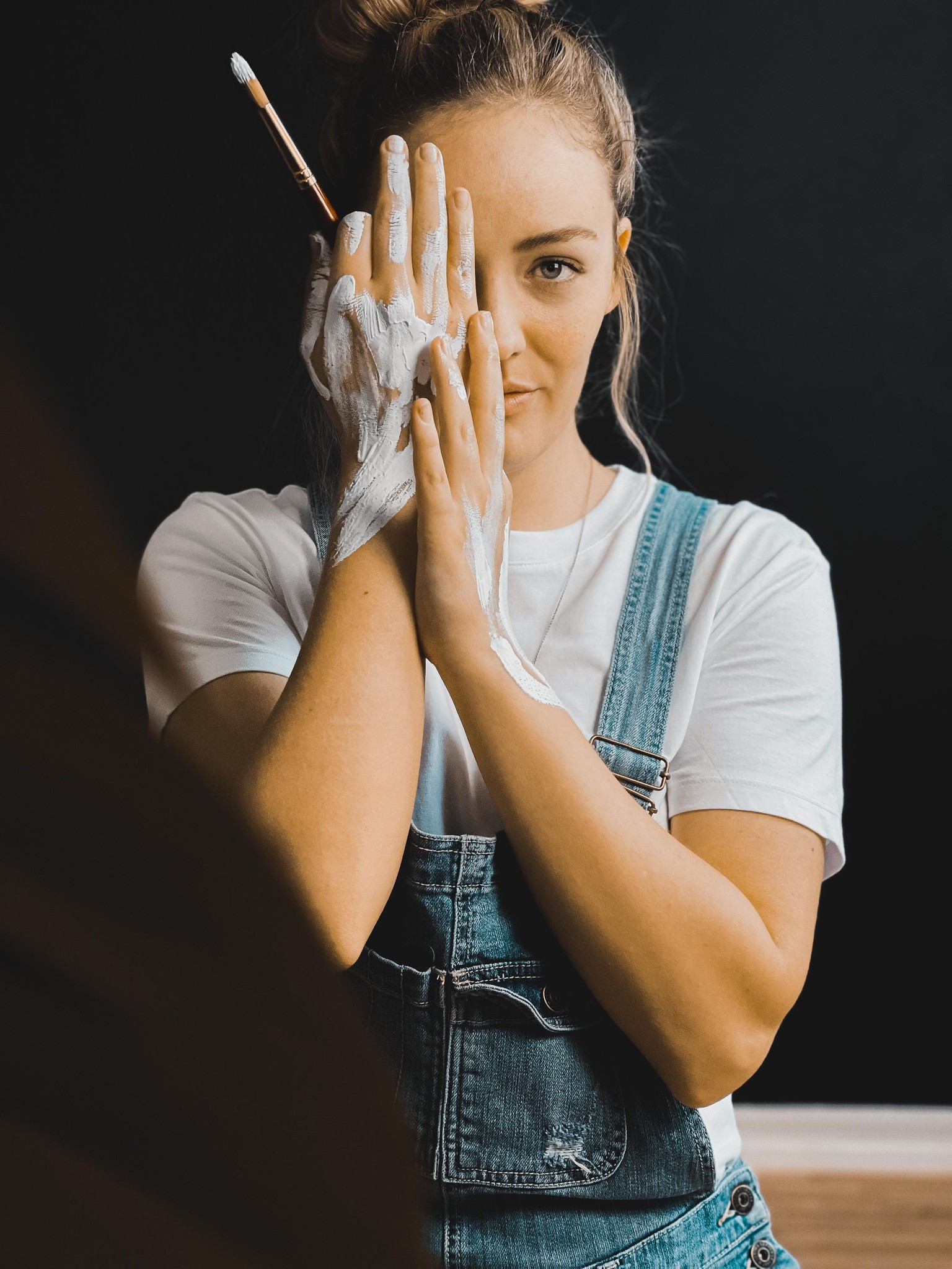 Indoor Photoshoot - image 1 - student project