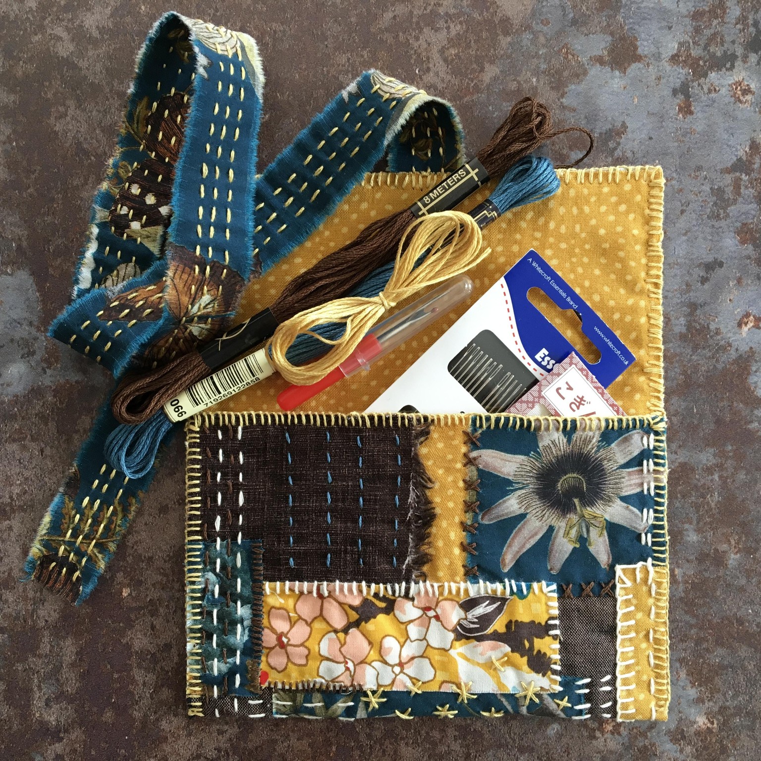 Hand stitched pouch - image 1 - student project