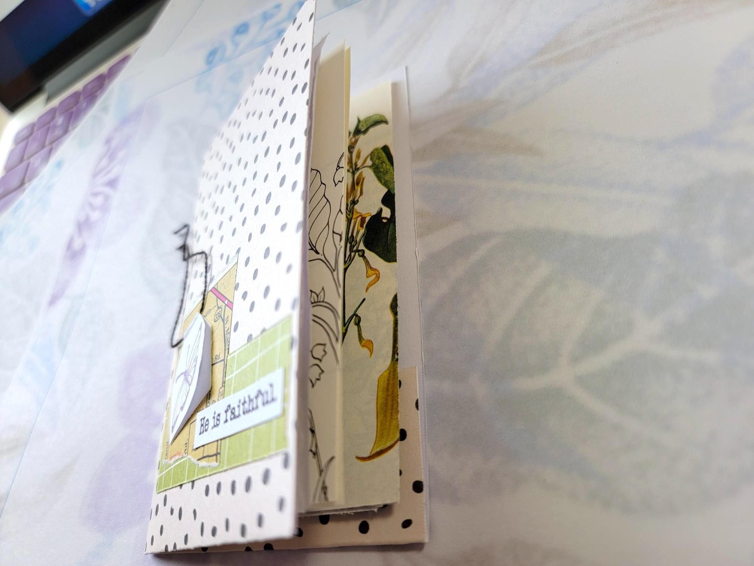 Mini Notebook for happy mail - image 1 - student project