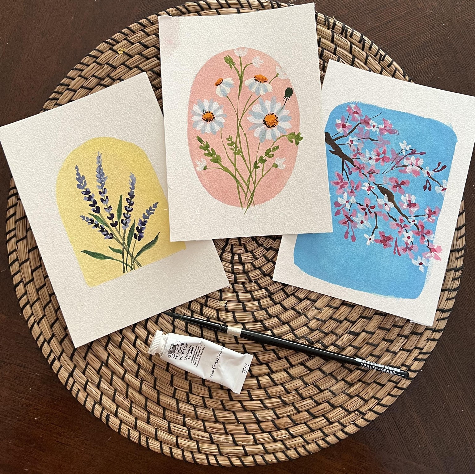 Floral painting with a pastel background - image 1 - student project