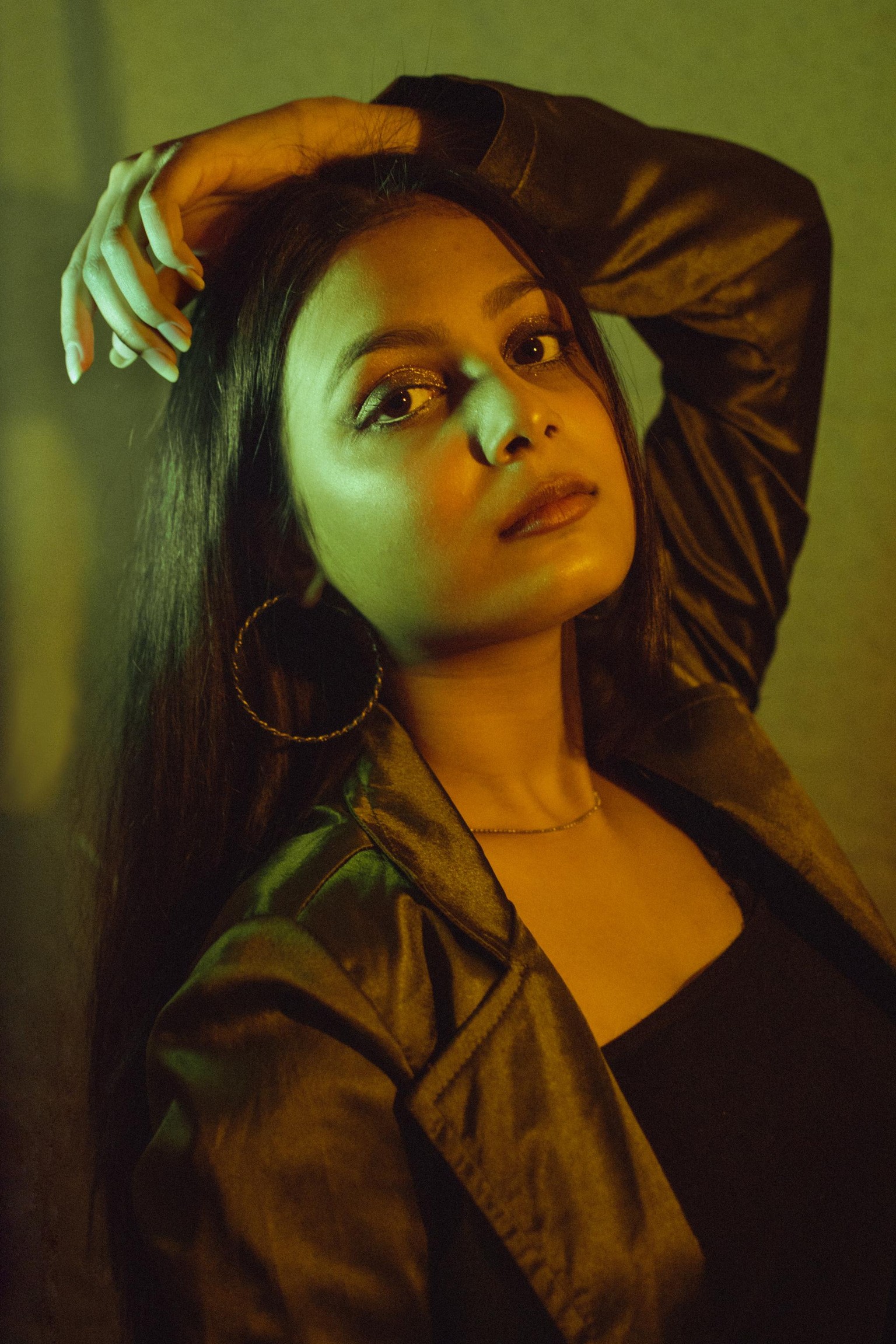Portraits with color gels and natural light - image 5 - student project