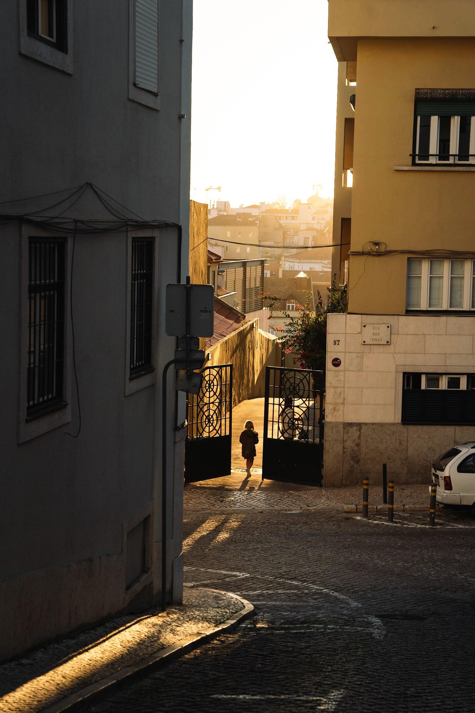 Sunset Photo Walk in Lisbon, Portugal. - image 4 - student project