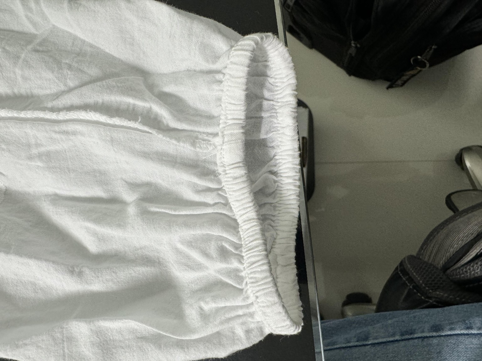 Shorten a sleeve and made a packeted sleeve cuff - image 1 - student project