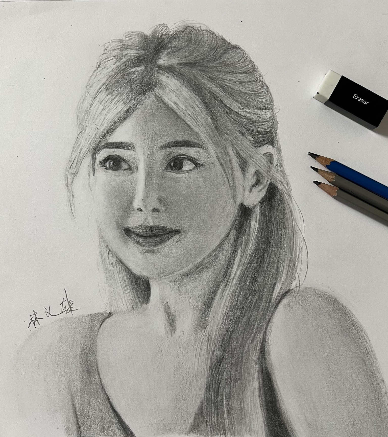 Portrait with Pencil - image 1 - student project