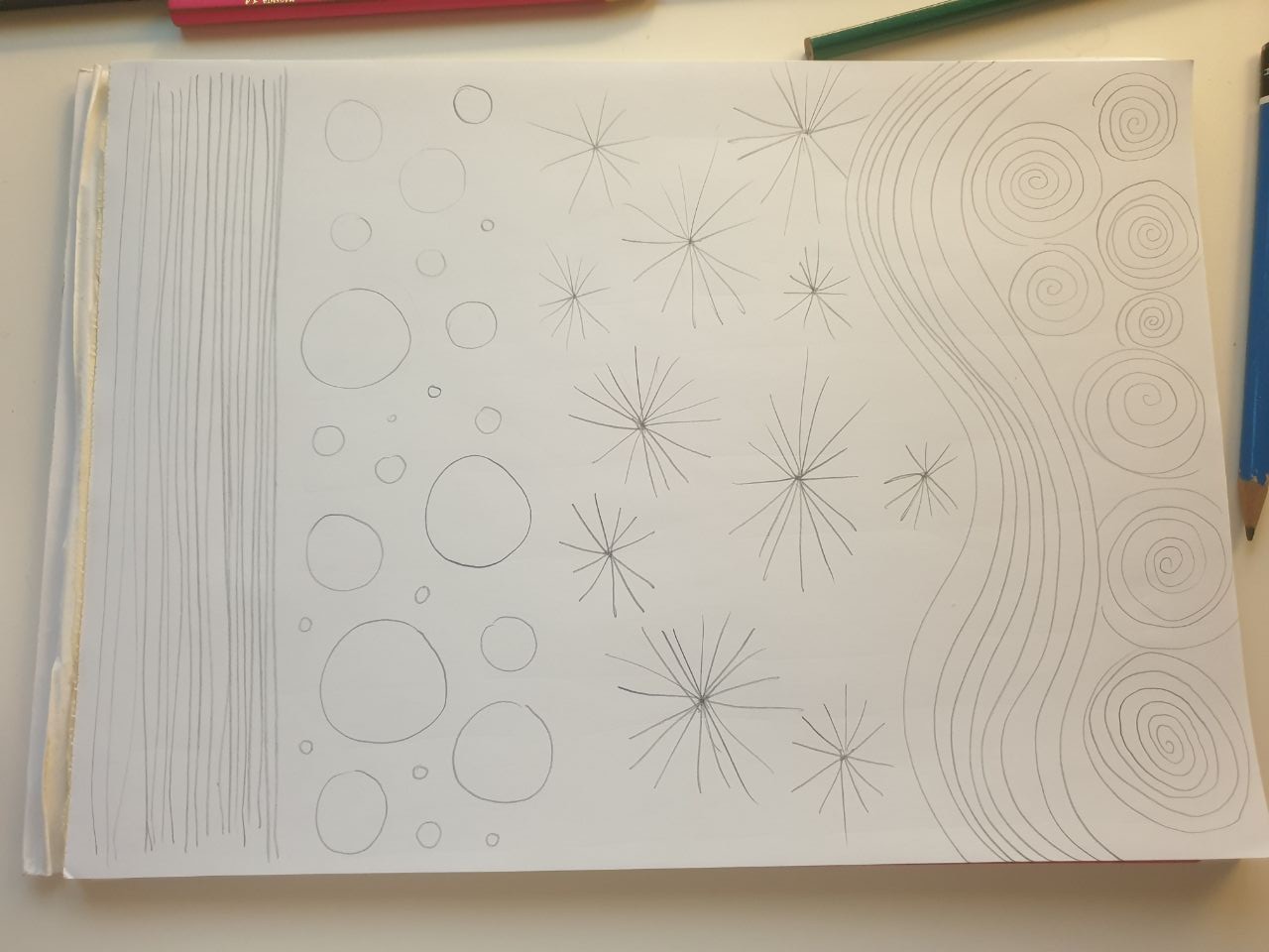 Creative journey with jewelry drawing - image 2 - student project