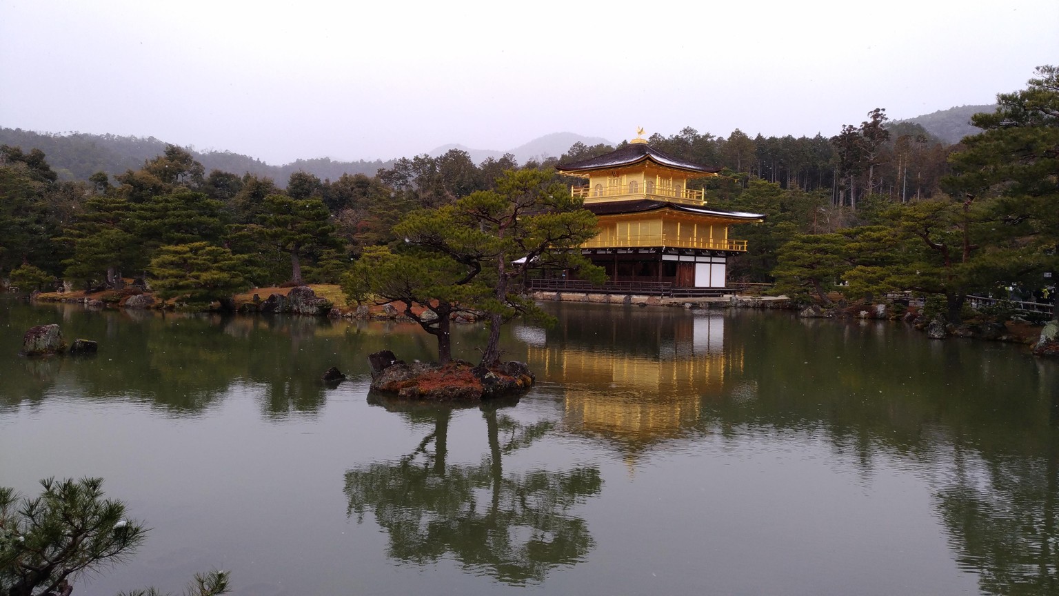 Japanese Temples - Postcard Set - image 2 - student project