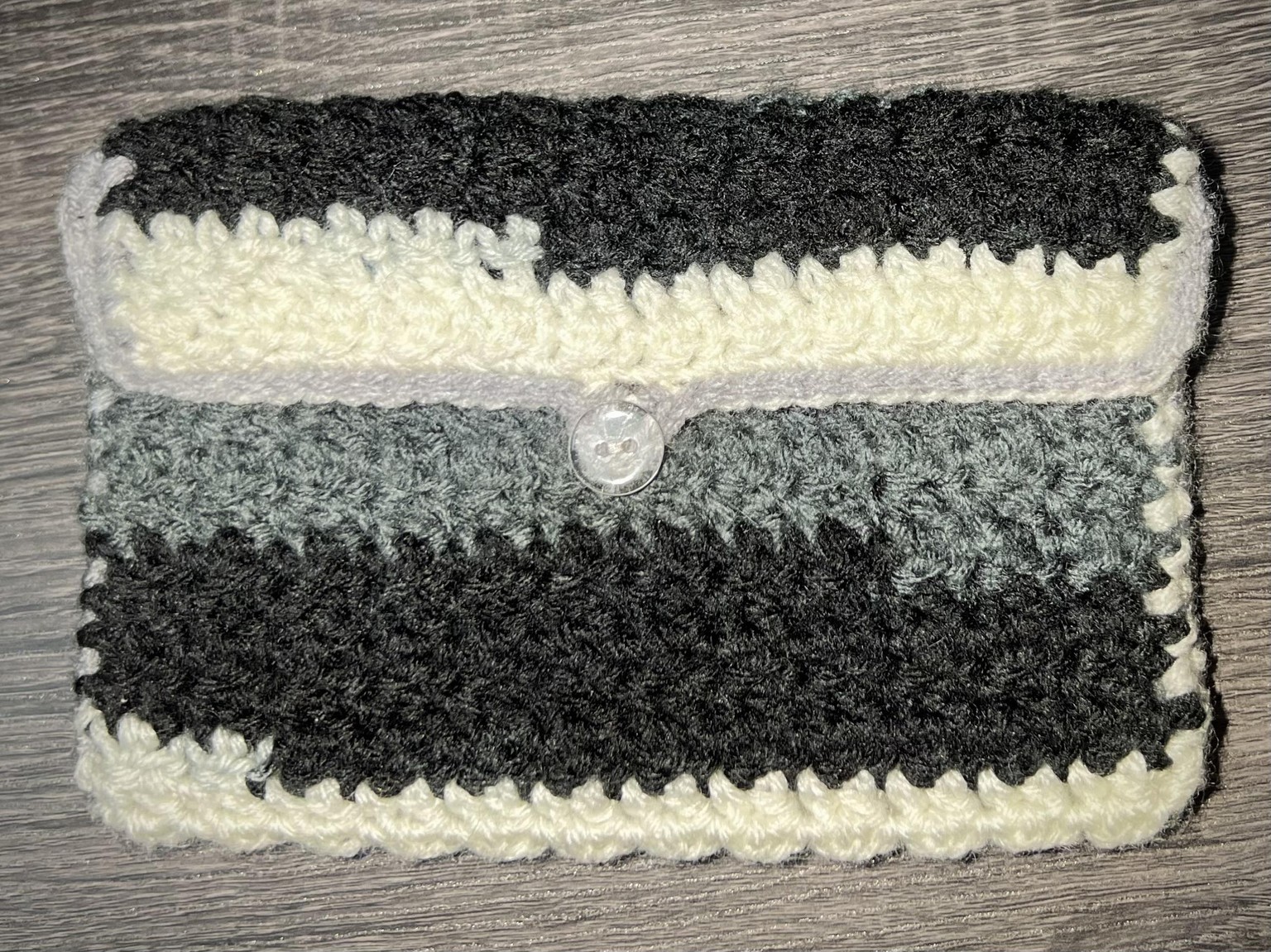 Crochet purse - image 1 - student project