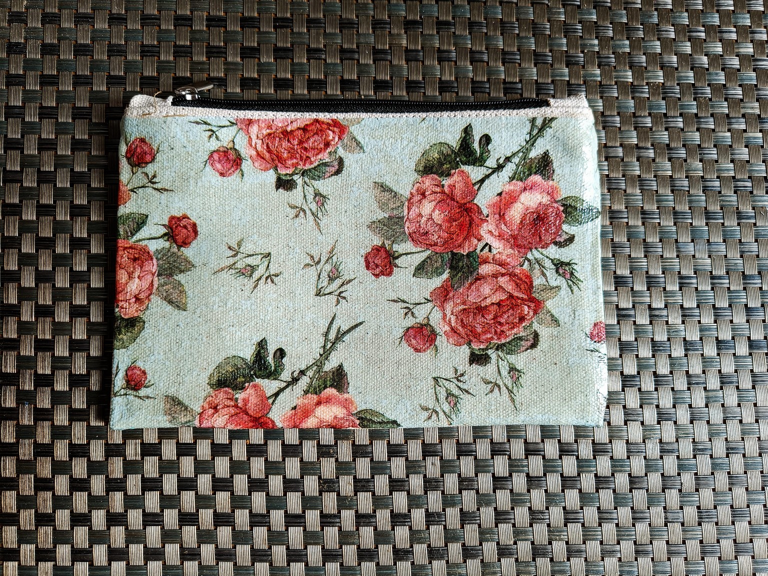 Decoupage on Pouch - image 1 - student project
