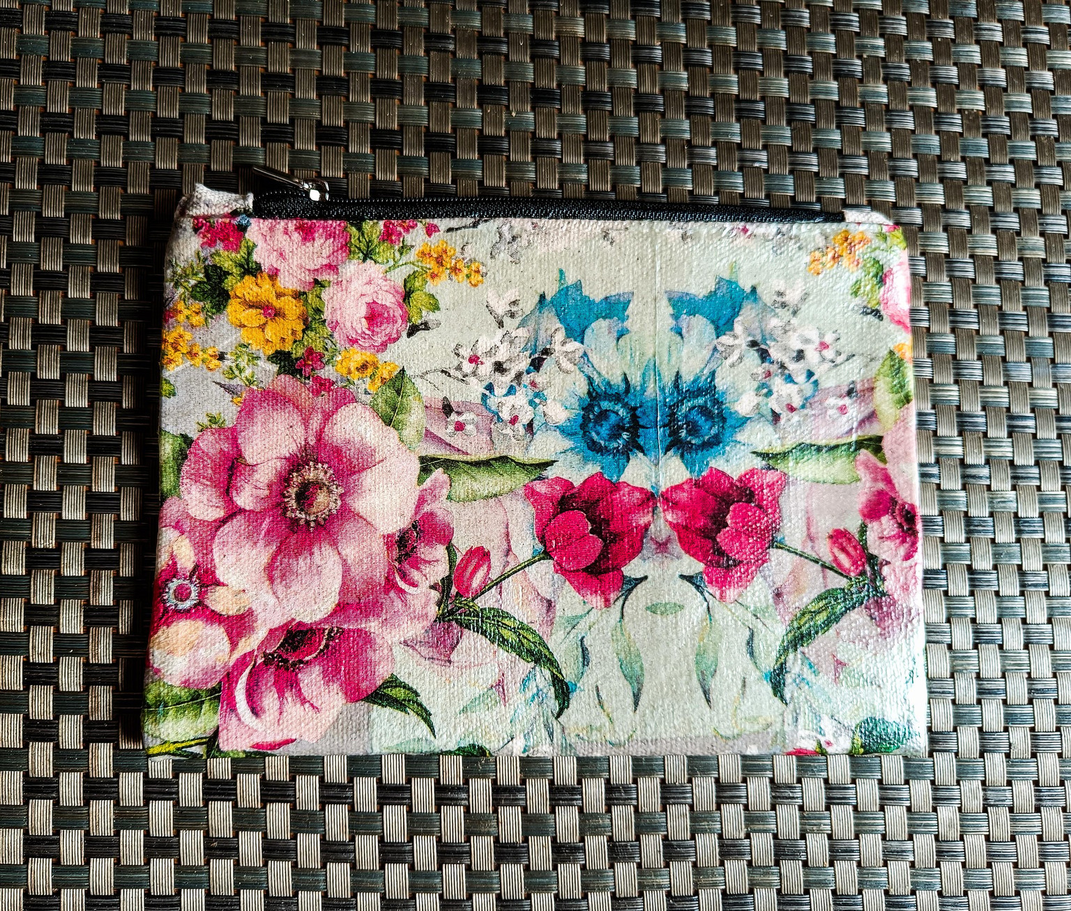 Decoupage on Pouch - image 2 - student project