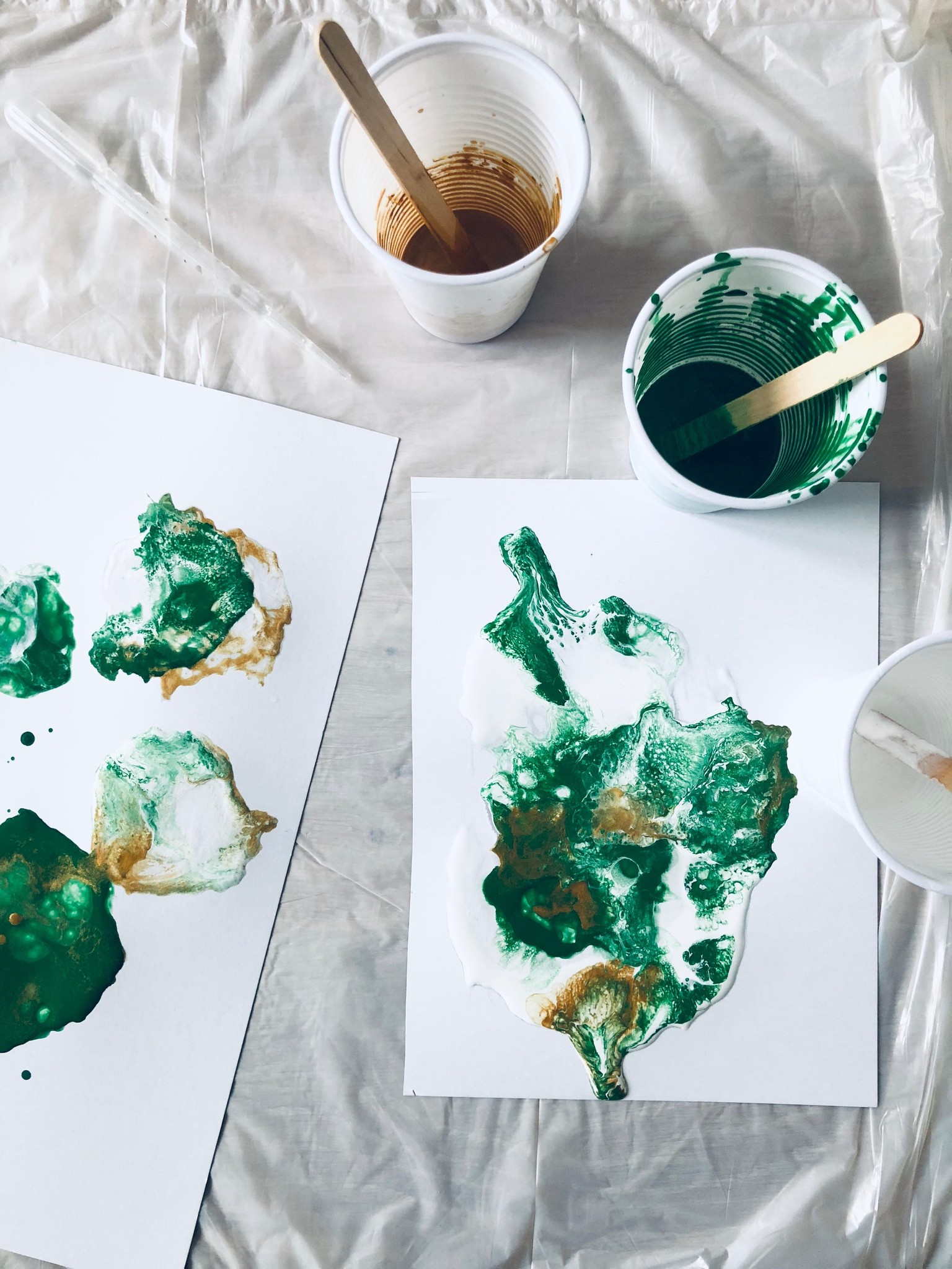 Acrylic textures - image 1 - student project