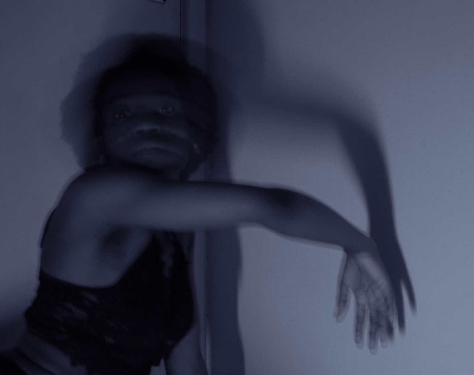 Dance between darkness and light - image 3 - student project