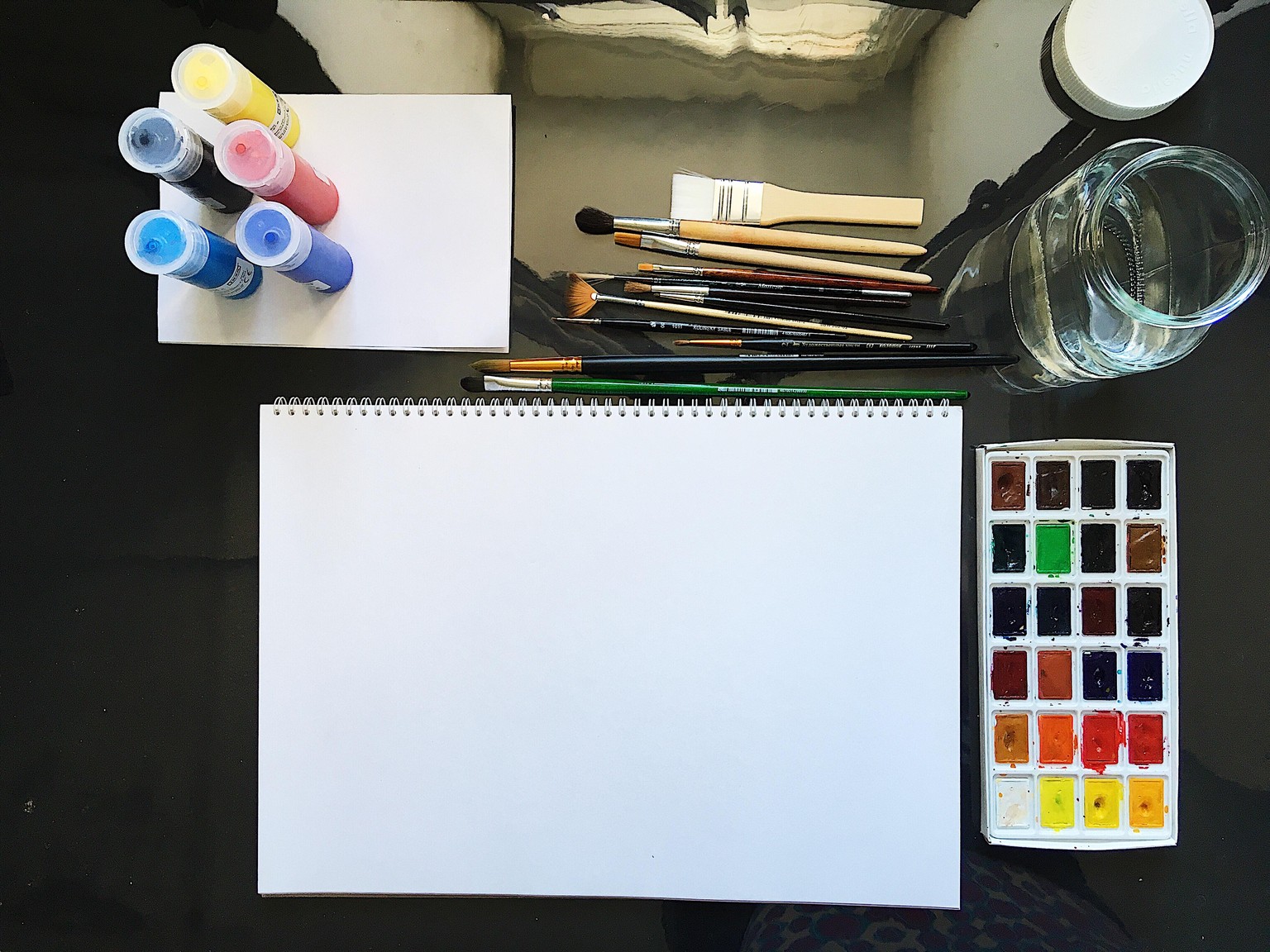 Different art material experiment - image 1 - student project