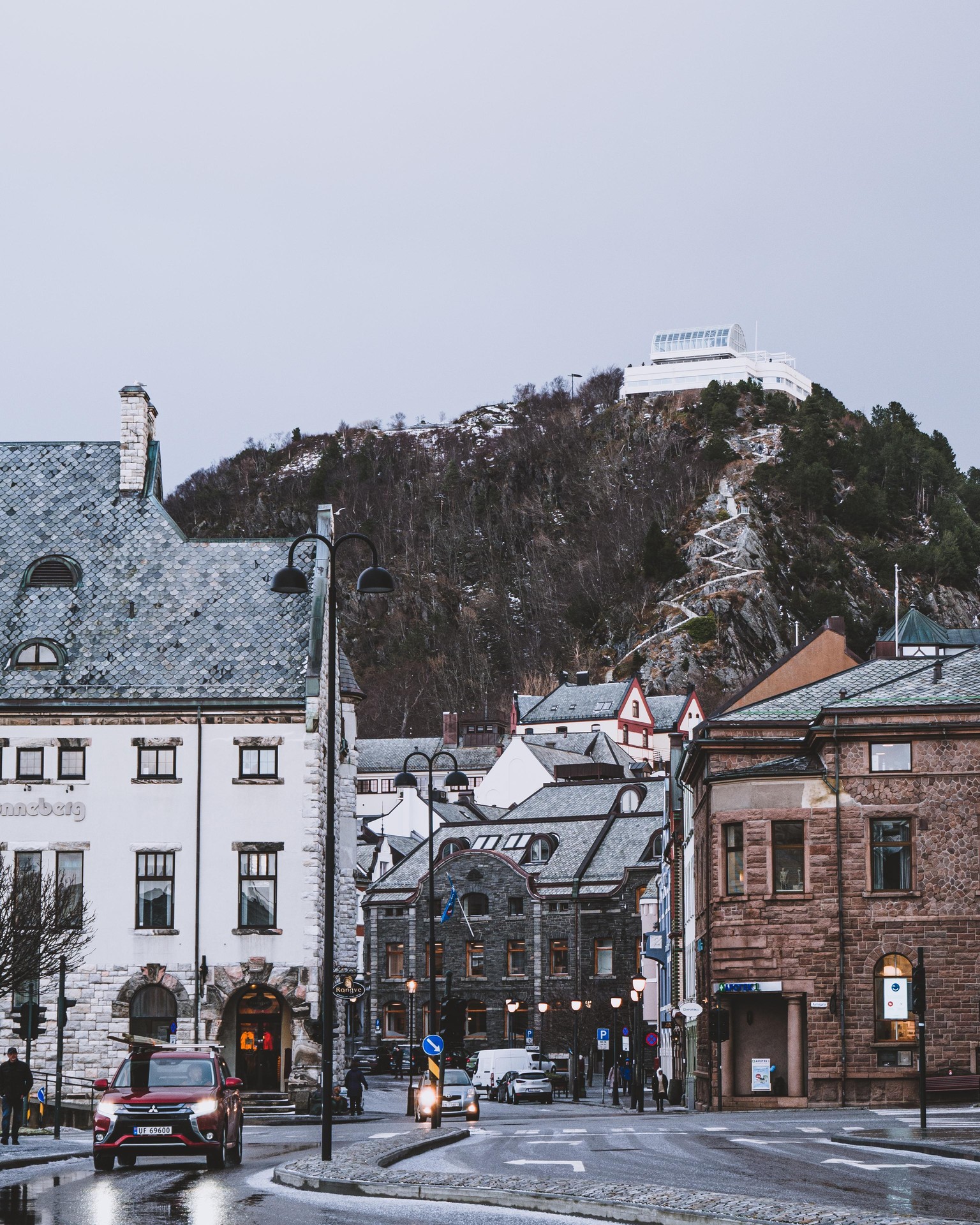 Mi viaje a Alesund, Norway - image 1 - student project
